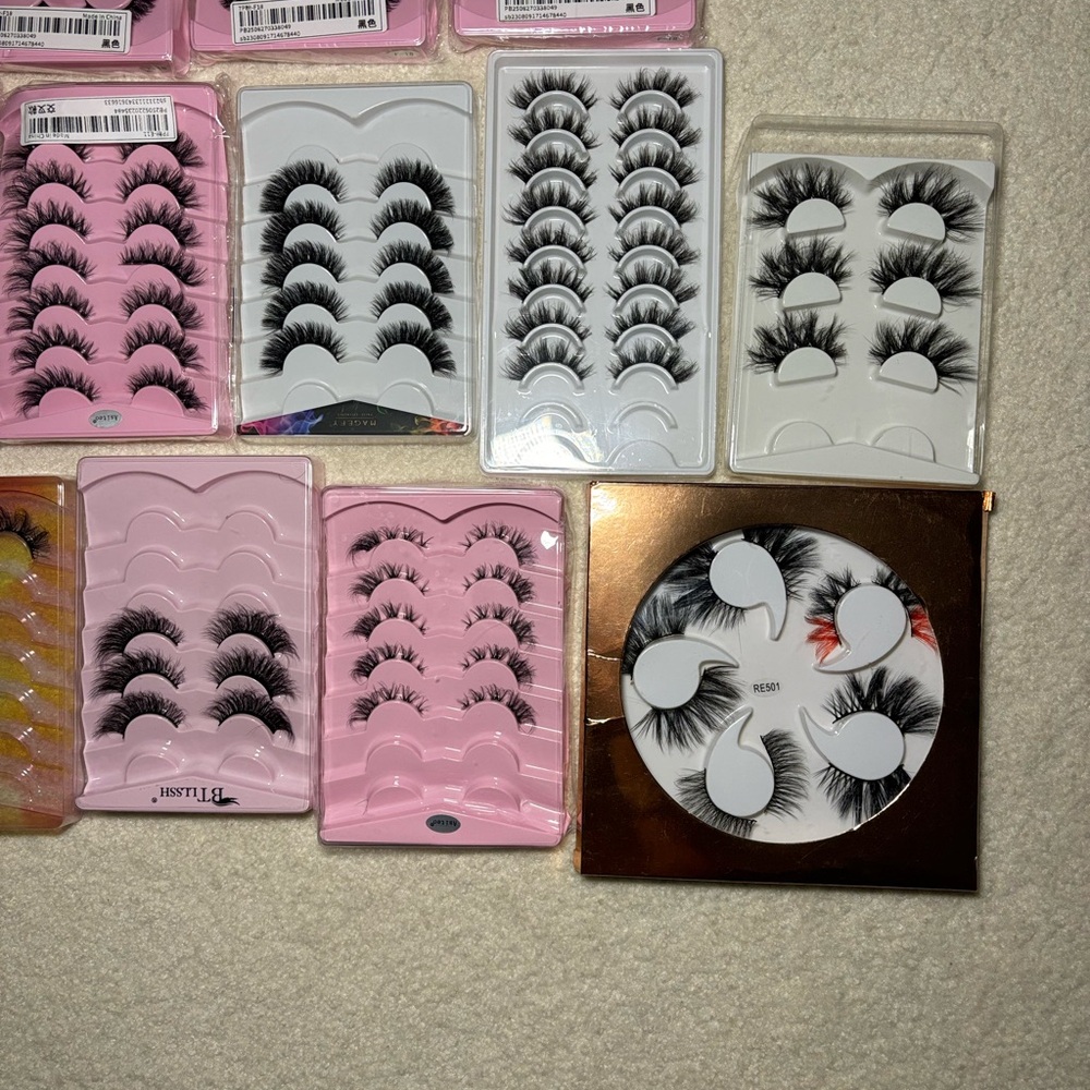 Assorted False Eyelashes Set - Picture 3 of 4